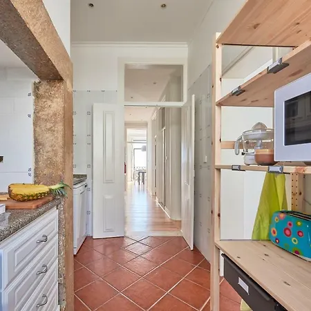 Rua Dos Remédios 179 *