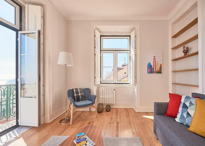 Apartment Rua Dos Remedios 179 *