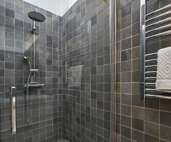 Rua Dos Remedios 179 * Lisbon