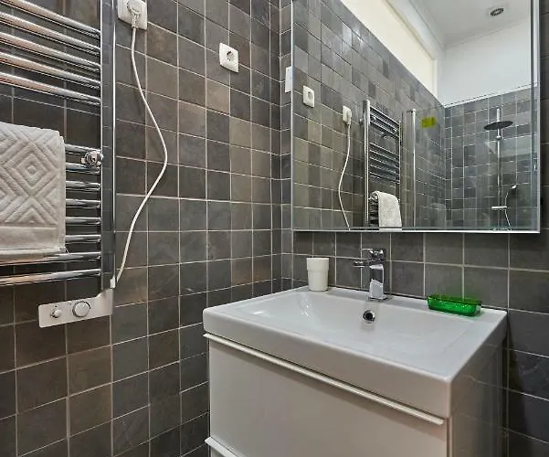 Rua Dos Remedios 179 Apartment *