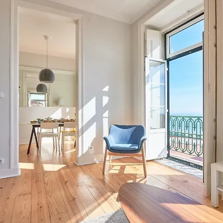 Апартаменты Rua Dos Remedios 179 *