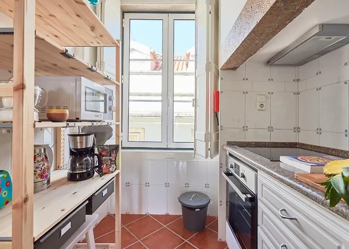 Rua Dos Remedios 179 *